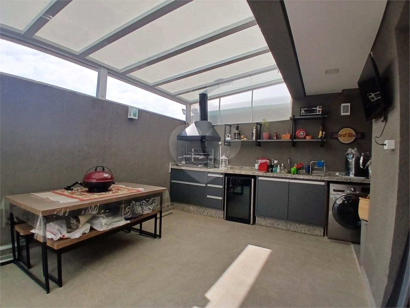 Apartamento à venda com 2 quartos, sendo 1 suíte,  em Bairro do Cambará, São Roque, SP