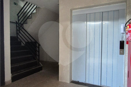 Apartamento à venda com 2 quartos em Vila Carrão, São Paulo, SP