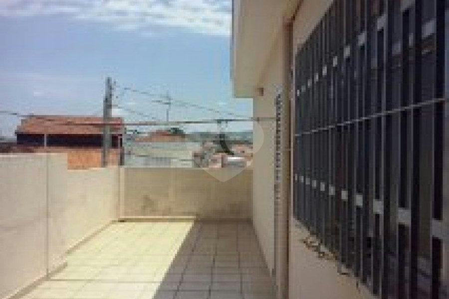 Casa à venda com 3 quartos, sendo 1 suíte,  em Parque Vitória, São Paulo, SP