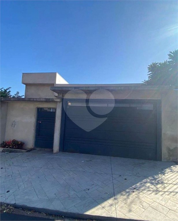 Casa Térrea à venda com 3 quartos, sendo 1 suíte, em Vila Cidade Industrial (vila Xavier), Araraquara, SP