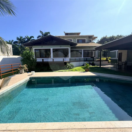 Casa à venda com 4 suítes em Ferradura, Armação dos Búzios, RJ