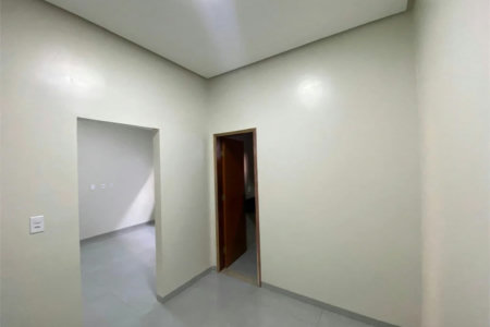 Casa à venda com 3 quartos, sendo 1 suíte,  em Catumbi, Balsas, MA