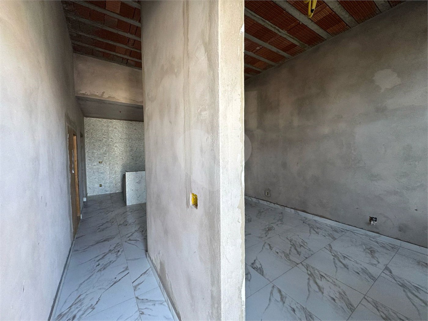 Casa em condominio em reta final de obras