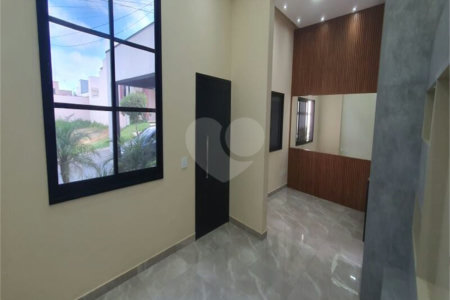 Casa à venda com 3 quartos, sendo 1 suíte, no condomínio Vila Paraty, Indaiatuba - SP