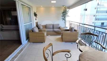Apartamento à venda com 3 suítes em Jardim Marajoara, São Paulo, SP
