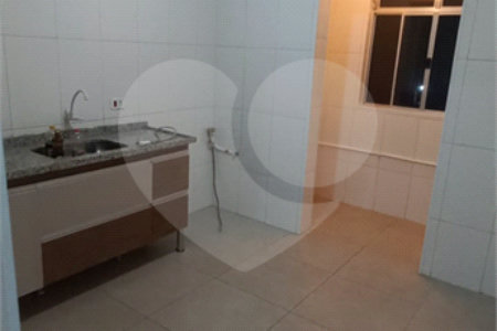 Apartamento à venda com 2 quartos em Vila do Castelo, São Paulo, SP