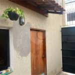 Sobrado à venda com 4 quartos, sendo 1 suíte, em Horto, São Paulo, SP