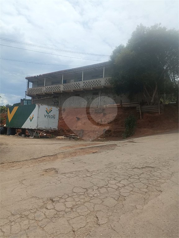 Terreno à venda com 1 suíte em Sítio Areião, São Paulo, SP