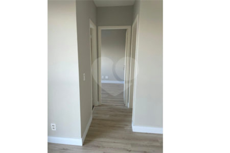 Apartamento à venda com 2 quartos em Parque Imperial, Ferraz de Vasconcelos, SP