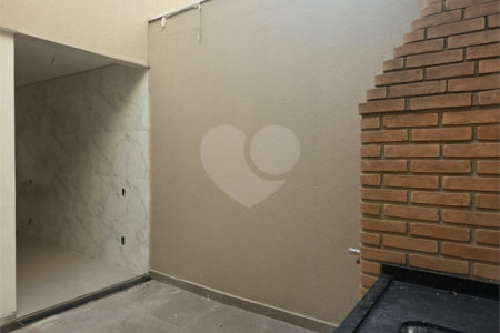 Sobrado à venda com 3 quartos, sendo 1 suíte, em Campo Grande, São Paulo, SP