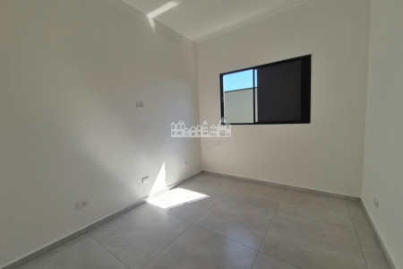 Casa térrea à venda com 3 quartos, sendo 1 suíte, em Vila Bonsai, Atibaia - SP