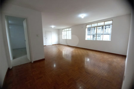 Apartamento à venda com 3 quartos, sendo 1 suíte, em Pinheiros, São Paulo, SP