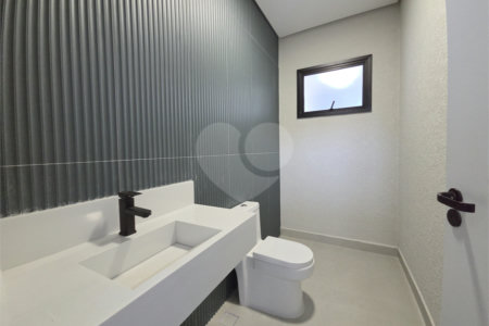 Casa à venda com 3 suítes no condomínio Helena Maria, Sorocaba - SP