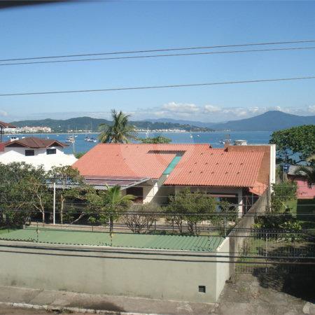 Apartamento à venda com 3 quartos, sendo 1 suíte, em Jurerê, Florianópolis, SC