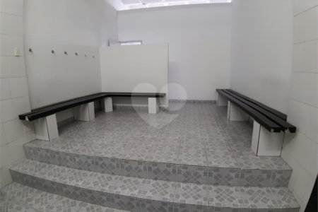 Prédio à venda ou para alugar em Vila Irmãos Arnoni, São Paulo, SP