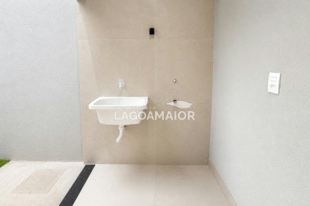 Casa à venda com 3 quartos, sendo 1 suíte,  em Jardim dos Ipês, Três Lagoas, MS