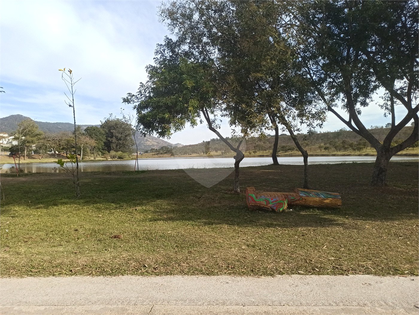 Sobrado à venda com 3 quartos em Jardim das Cerejeiras, Atibaia, SP