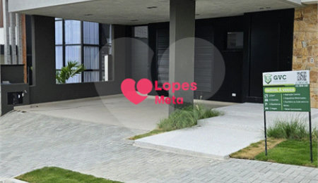 Casa à venda com 4 quartos, sendo 2 suítes, no condomínio Reserva Aruanã, São José dos Campos - SP