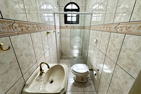 Sobrado à venda com 3 quartos, sendo 1 suíte, em Parque Suzano, Suzano, SP