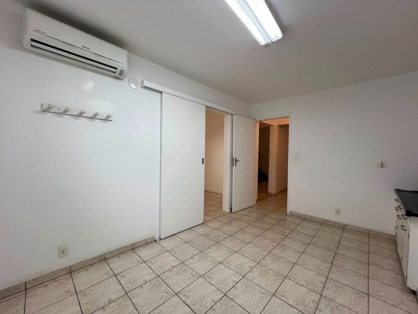 Casa para alugar, 305 m² por R$ 31.379,07 - Boqueirão - Santos/SP