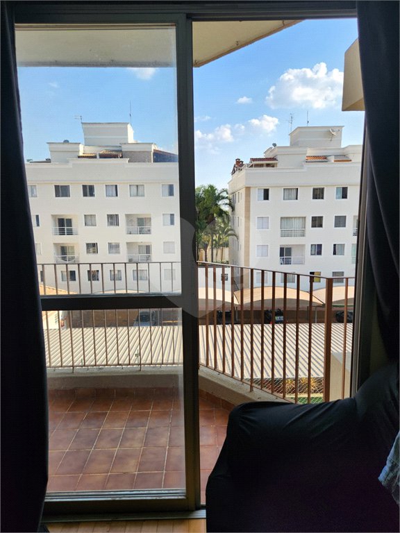 Apartamento à venda com 3 quartos, sendo 1 suíte,  em Jardim Simus, Sorocaba, SP