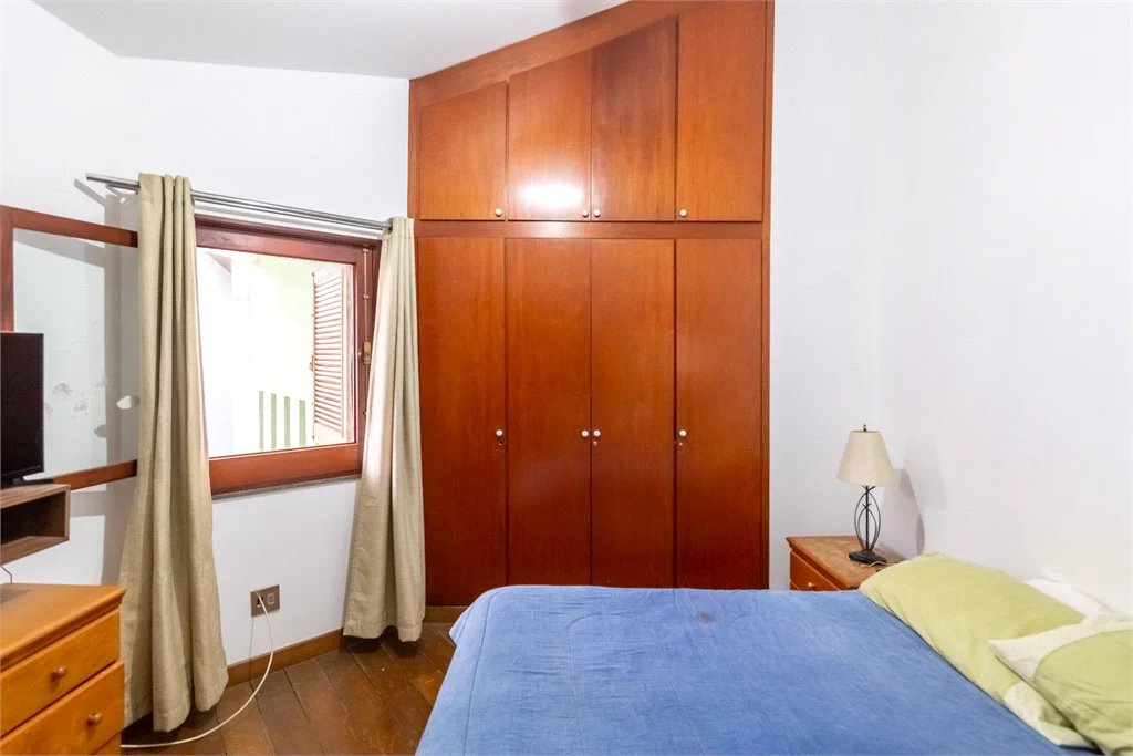 Casa à venda com 4 quartos, sendo 2 suítes, em Brooklin Paulista, São Paulo, SP