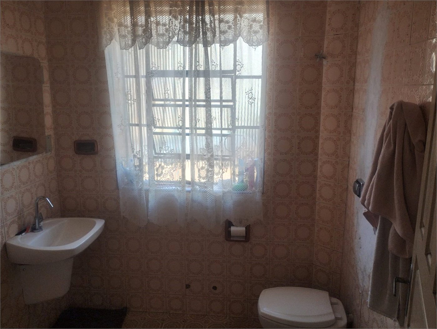 Sobrado à venda com 3 quartos, sendo 1 suíte, em Tremembé, São Paulo, SP