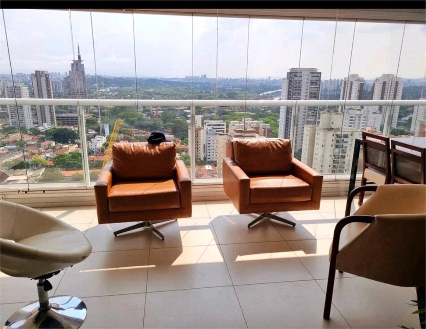 Apartamento à venda com 2 quartos, sendo 1 suíte, em Pinheiros, São Paulo, SP
