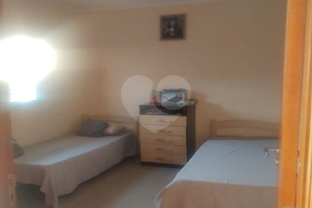 Casa à venda com 4 quartos, sendo 1 suíte, no condomínio Portobello, Sorocaba - SP