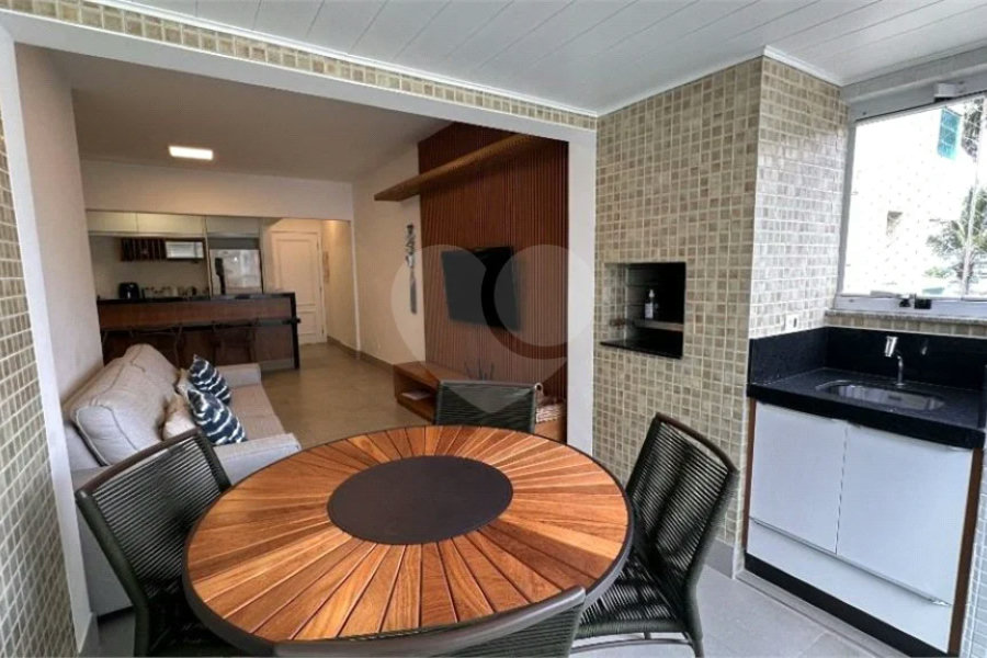 Apartamento à venda com 3 quartos, sendo 1 suíte,  em Riviera de São Lourenço, Bertioga, SP