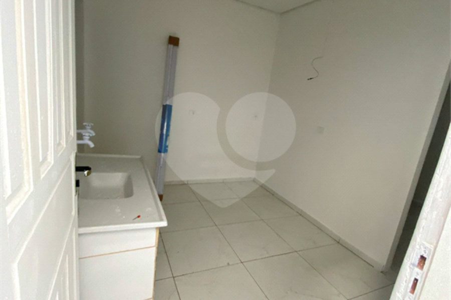 Casa à venda com 3 quartos em Carandiru, São Paulo, SP