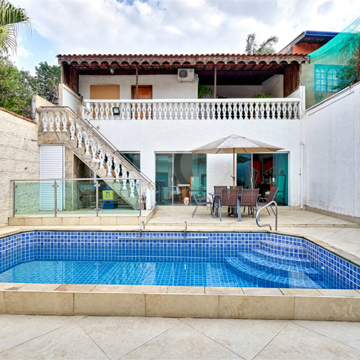 Casa para alugar com 3 quartos, sendo 2 suítes,  em Jardim Petrópolis, São Paulo, SP