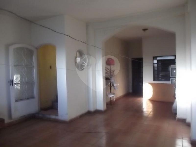 Sobrado à venda com 4 quartos, sendo 1 suíte, em Vila Isolina Mazzei, São Paulo, SP