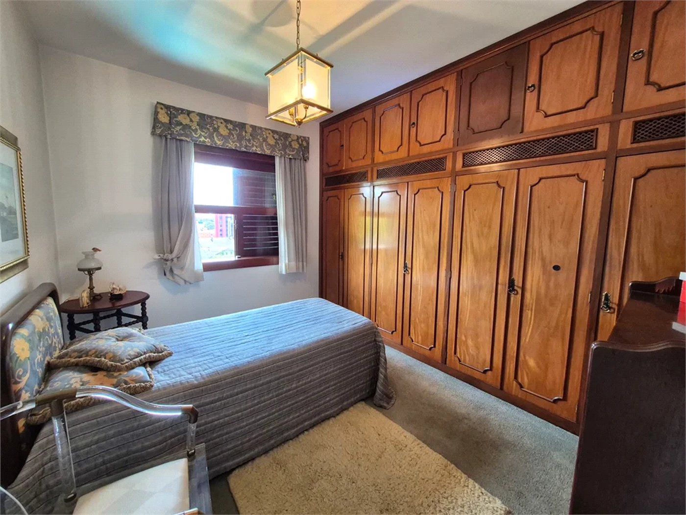 Casa de Vila à venda ou para alugar com 4 quartos, sendo 2 suítes, em Jardim Leonor, São Paulo, SP