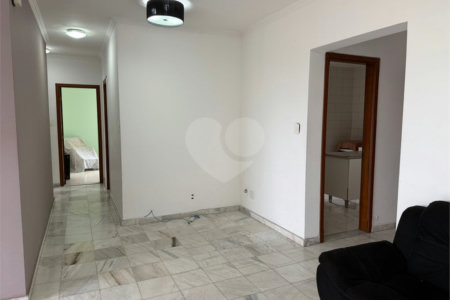 Apartamento à venda com 3 quartos, sendo 1 suíte, no Centro, Suzano, SP