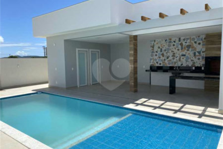 Casa à venda com 4 suítes em Ogiva, Cabo Frio, RJ