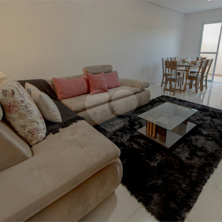 Casa à venda com 3 quartos, sendo 1 suíte, no condomínio Residencial Américo de Figueiredo, Sorocaba - SP