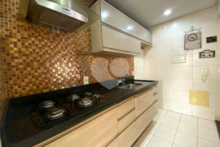 Apartamento à venda com 3 quartos, sendo 1 suíte, em Vila Gomes Cardim, São Paulo, SP