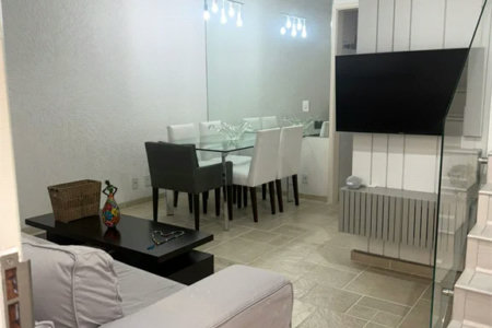 Casa à venda com 3 quartos, sendo 1 suíte, no condomínio Villas de São Francisco, São Paulo - SP