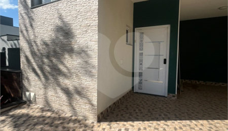 Casa à venda ou para alugar com 2 quartos, sendo 4 suítes,  no condomínio Residencial Jardim Bréscia, Indaiatuba - SP