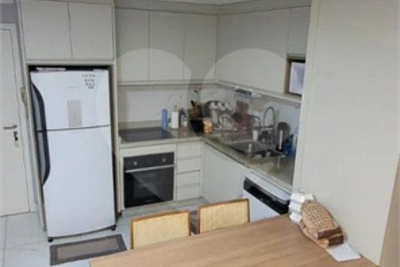 Apartamento à venda com 2 quartos, sendo 1 suíte, em Água Branca, São Paulo, SP