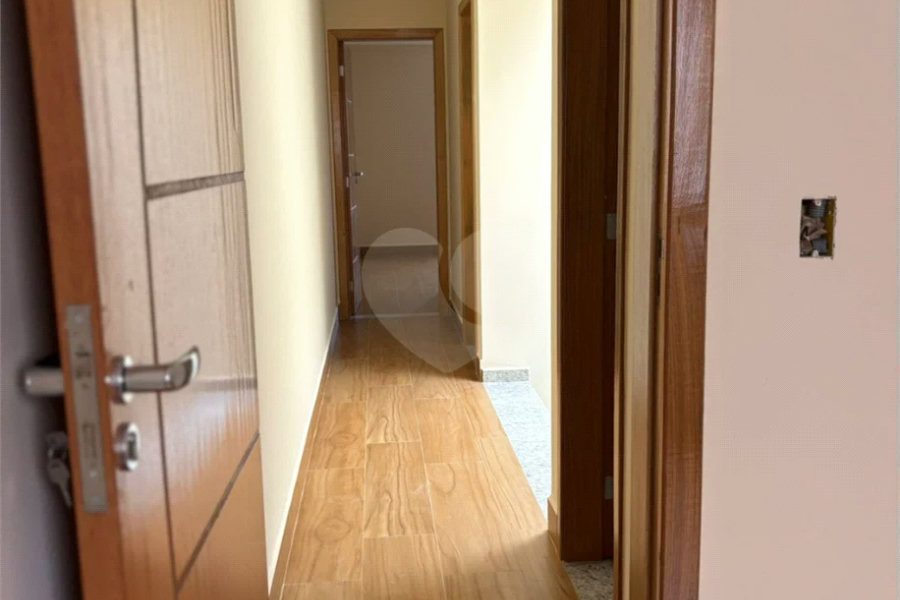 Sobrado à venda com 3 quartos, sendo 1 suíte, em Vila Nova Cachoeirinha, São Paulo, SP