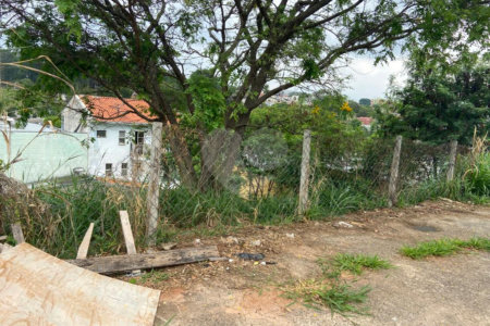 Terreno à venda no Centro, Vinhedo, SP