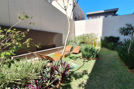 Apartamento à venda com 3 suítes em Vila Romana, São Paulo, SP