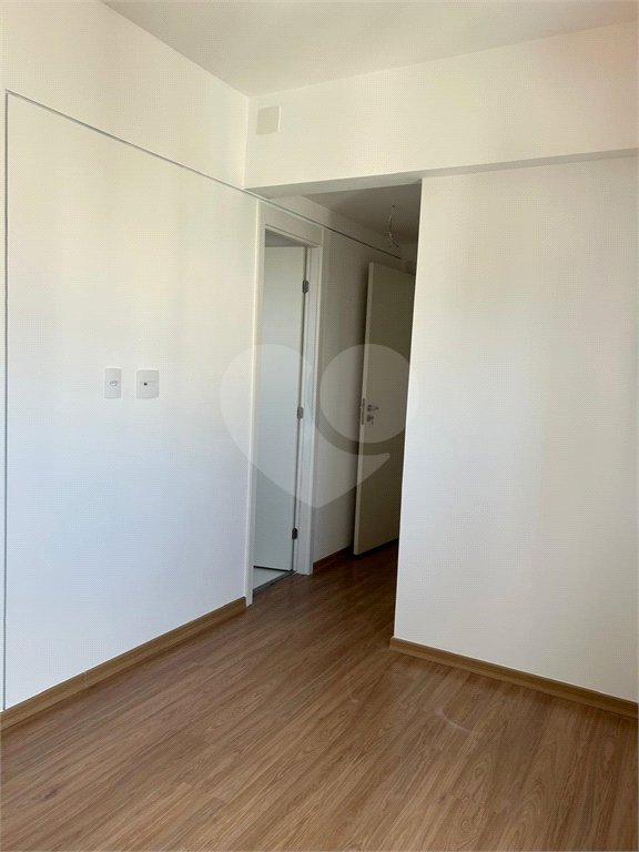 Apartamento para alugar com 2 quartos, sendo 1 suíte, em Vila Firmiano Pinto, São Paulo, SP