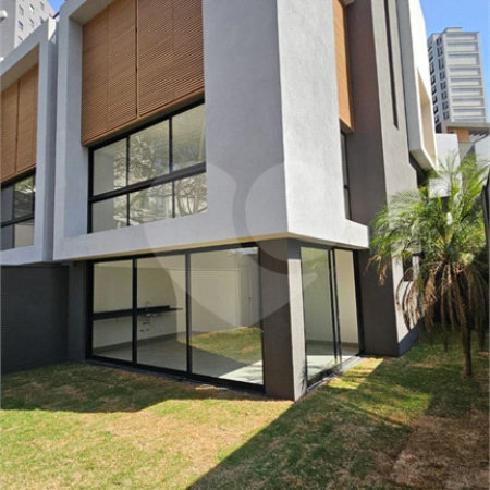 Casa à venda com 4 suítes no condomínio Cube Cidade Jardim, São Paulo - SP