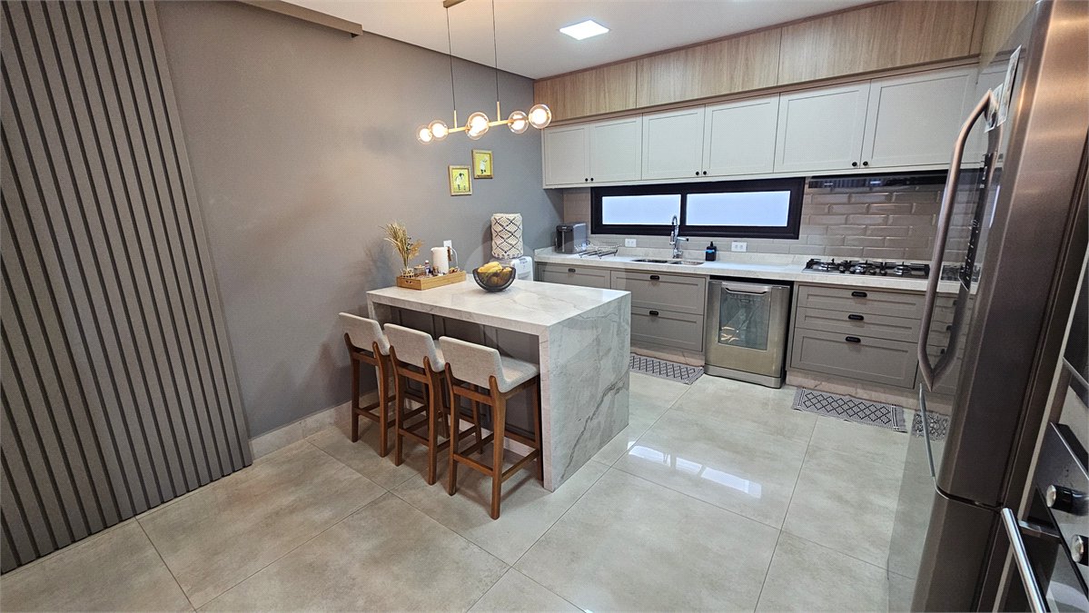 Casa à venda com 4 suítes no condomínio Residencial Helvetia Park, Indaiatuba - SP