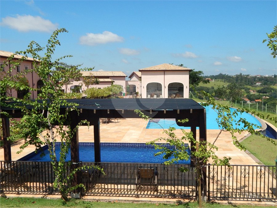 Terreno à venda no condomínio Residencial Campo de Toscana, Vinhedo - SP