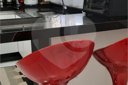 Apartamento à venda com 3 quartos, sendo 1 suíte,  em Vila Pagano, Valinhos, SP