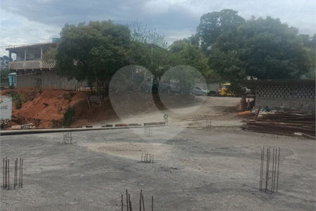 Terreno à venda com 1 suíte em Sítio Areião, São Paulo, SP